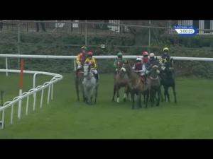 Video preview image for Sandown Park 15:00 - Tokio Marine Kiln Handicap Chase