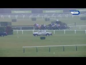 Video preview image for Cheltenham 15:35 - Olbg Mares' Handicap Hurdle