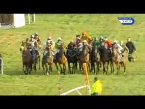 Video preview image for Ludlow 14:40 - Tanners Champagne Handicap Chase