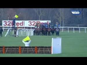 Video preview image for Kempton Park 15:45 - 32Red On The App Store Handicap Hurdle