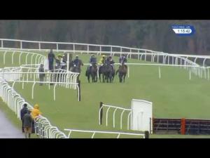 Video preview image for Exeter 13:15 - Thurlestone Hotel Handicap Hurdle (3)
