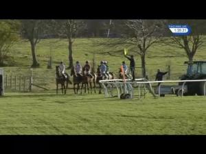 Video preview image for Catterick Bridge 13:35 - Dine and View At Catterick Races Novices' Chase (4)