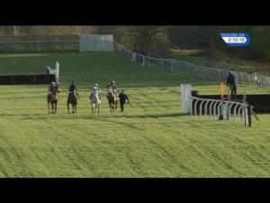 Video preview image for Catterick Bridge 14:10 - Racing UK Profits Returned To Racing Novices' Hurdle (4)