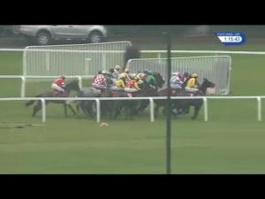 Video preview image for Sandown Park 13:15 - 32Red Handicap Chase (3)