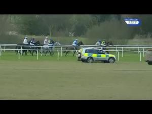 Video preview image for Huntingdon 14:50 - Equimark Horseboxes Sport Pro Chatteris Fen Juvenile Hurdle (2)