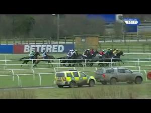 Video preview image for Huntingdon 15:50 - Equimark Horseboxes. Back At Huntingdon 27th January Mares' Maiden Hurdle (4)