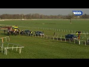 Video preview image for Bangor-On-Dee 14:20 - Stella Artois 'Supporting Bangor-on-dee' Juvenile Hurdle (4)