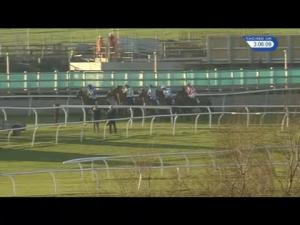 Video preview image for Catterick Bridge 15:05 - racinguk.com Novices' Chase (4)