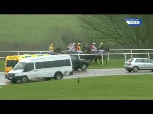 Video preview image for Wincanton 15:45 - Dick Hunt Handicap Chase (3)