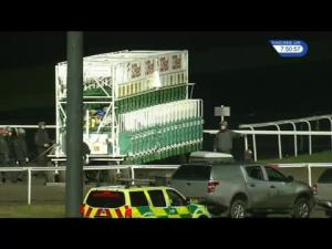 Video preview image for Kempton Park 19:50 - 32Red Handicap (Qualifier) (3)