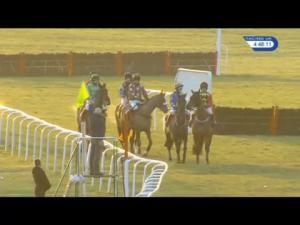 Video preview image for Sandown Park 16:45 - Oxshott Novices' Handicap Hurdle (4)