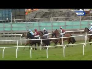 Video preview image for Catterick Bridge 15:20 - Easby Abbey Handicap Chase (4)