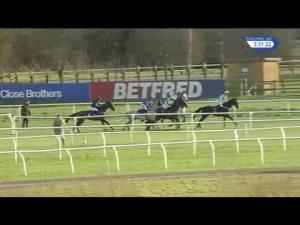 Video preview image for Huntingdon 15:30 - 188Bet Lady Protectress Mares' Chase (Listed) (1)