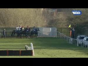 Video preview image for Catterick Bridge 15:50 - Hunt Staff Charities Novices' Handicap Chase