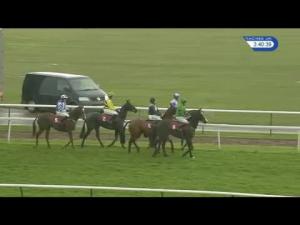 Video preview image for Haydock Park 15:40 - Howdens Joinery Handicap Hurdle