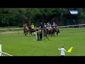 Video preview image for Warwick 17:10 - Live Casino At 188Bet Maiden Open NH Flat Race (Div 2)