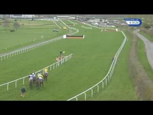 Video preview image for Kelso 16:10 - tarragnaegel.com Mares' Novices' Hurdle