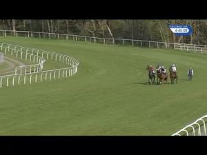 Video preview image for Market Rasen 16:45 - 32Red Casino Handicap Chase