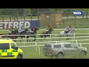 Video preview image for Huntingdon 14:55 - 188Bet Handicap Chase