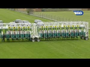 Video preview image for Redcar 15:45 - Market Cross Jewellers Handicap