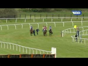 Video preview image for Cheltenham 17:00 - Weatherite Novices' Chase