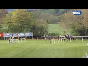 Video preview image for Wincanton 16:00 - Follow Us On Twitter At 188Bet Novices' Hurdle