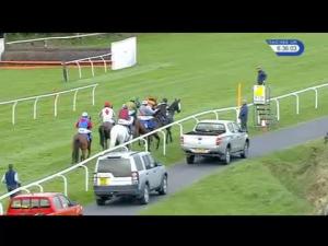 Video preview image for Exeter 18:35 - Bovis Homes Handicap Hurdle