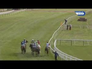 Video preview image for Perth 16:10 - All New Discovery River Tay Handicap Chase