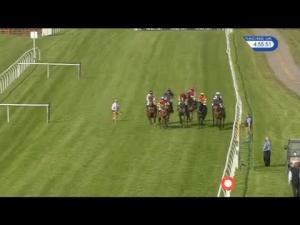 Video preview image for Kelso 16:55 - Lisa Swan 40th Birthday Novices' Hunters' Chase