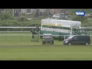 Video preview image for Nottingham 18:50 - 49 Squadron Handicap