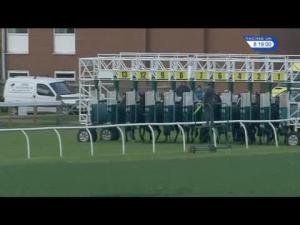 Video preview image for Thirsk 20:15 - Jw 4X4 Northallerton Maiden Stakes