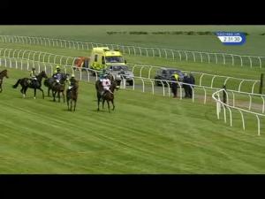 Video preview image for Bangor-On-Dee 14:30 - Wrexham Lager Maiden Hurdle