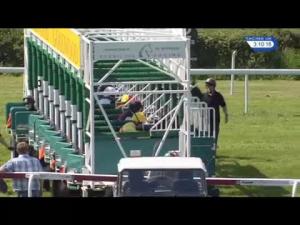 Video preview image for Goodwood 15:10 - Three Friday Nights Handicap