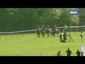 Video preview image for Warwick 17:35 - Close Brothers Finance Intermediate NH Flat Race (Conditionals' and Amateur Riders')