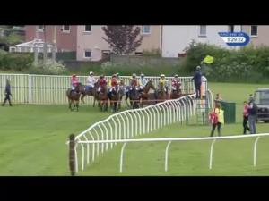 Video preview image for Kelso 17:25 - Five Star Taxis Mares' Standard Open NH Flat Race