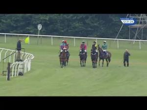 Video preview image for Huntingdon 12:30 - Boxing Betting At 188Bet Conditional Jockeys' Handicap Hurdle