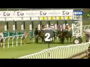 Video preview image for Musselburgh 17:30 - Edinburgh Gin's Rhubarb and Ginger Apprentice Handicap