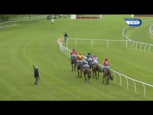 Video preview image for Perth 15:15 - Perth Is The Place To Be Handicap Hurdle