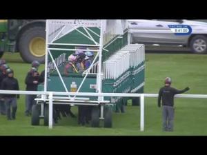 Video preview image for Sandown Park 20:40 - Sportspages Fillies' Handicap