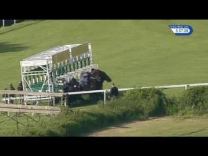 Video preview image for Goodwood 17:55 - Racing UK Apprentice Handicap