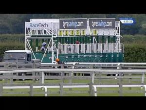 Video preview image for Beverley 16:25 - Amber, Alana and Sonny Handicap