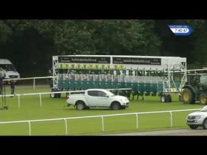 Video preview image for Haydock Park 19:40 - Let R & M Connect You Handicap