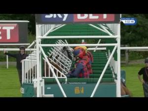 Video preview image for York 17:00 - Sky Bet Supporting New Beginnings British EBF Fillies' Handicap (3)