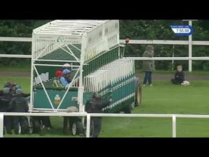 Video preview image for Sandown Park 19:55 - Olly Murs Here On 10th August Fillies' Handicap (5)