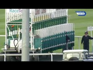 Video preview image for Kempton Park 17:50 - 32red.com Apprentice Handicap (4)