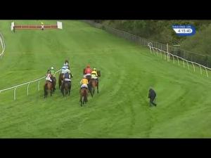 Video preview image for Stratford-on-Avon 16:15 - Vote Stratford Racing Post Readers Award Novices' Hurdle (4)