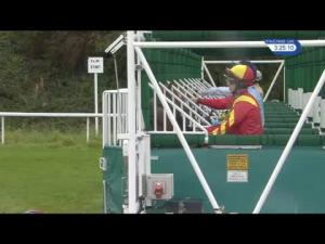 Video preview image for Pontefract 15:25 - Book Your Christmas Party Here On 0113 2876387 Handicap (4)