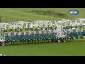 Video preview image for Pontefract 16:30 - Tradeway Shipping - Suzy Woods Can't Pick A Winner Handicap (5)