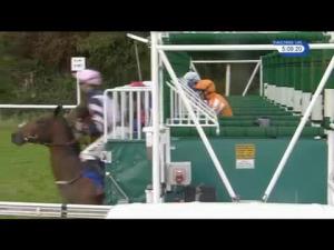 Video preview image for Pontefract 17:05 - Watch Racing UK In HD Maiden Stakes (5)