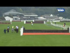 Video preview image for Perth 17:05 - Weatherbys Private Bank Handicap Chase (4)